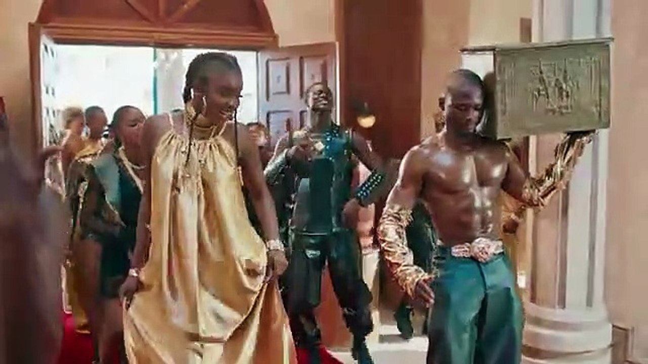 Flavour-Game-Changer-Dike-Video-(TrendyBeatz.com)