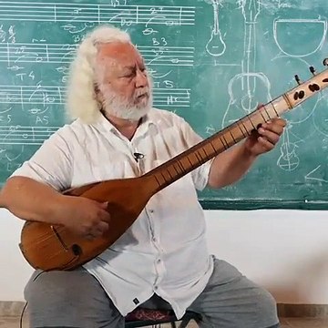Erkan Oğur, Özkan Uğur'a böyle veda etti: Güllerin içine gitti...