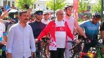 15 juillet La compétition de vélo de route commémorative des martyrs a eu lieu à Diyarbakır