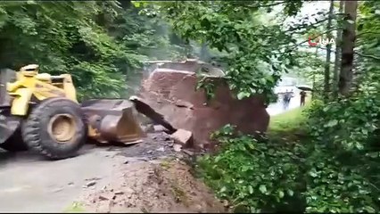 La route fermée lors du glissement de terrain à Rize a été rouverte à la circulation.
