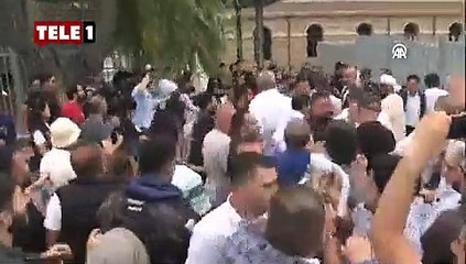 Gericilerden İBB sergisine saldırı girişimi