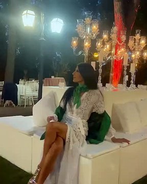 Pamela Prati in splendida forma a 64 anni