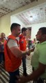 Governador Paulo Dantas conversa com vítimas das chuvas em Alagoas