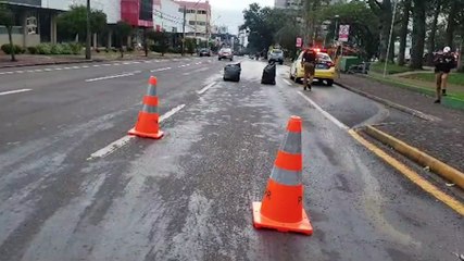 Rua São Paulo vira palco de vários acidentes em decorrência de óleo na pista