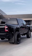 23 RAM 3500 LARAMIE MEGACAB