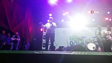 Orkestrası yolu kaybetti, Semicenk sahneden böyle özür diledi