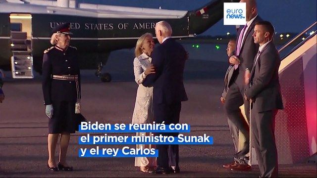 Biden visita el Reino Unido en plena controversia por el envío a Ucrania de bombas de racimo