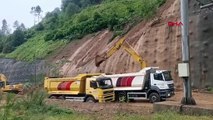 Bolu Dağı Tüneli Çıkışında Heyelan Sonrası Yol Kapandı