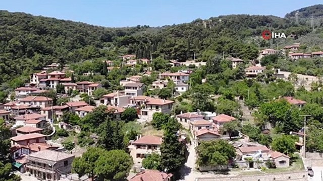 La photographie commerciale est interdite dans ce village.