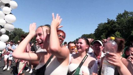 Desfile "rave" em Berlim