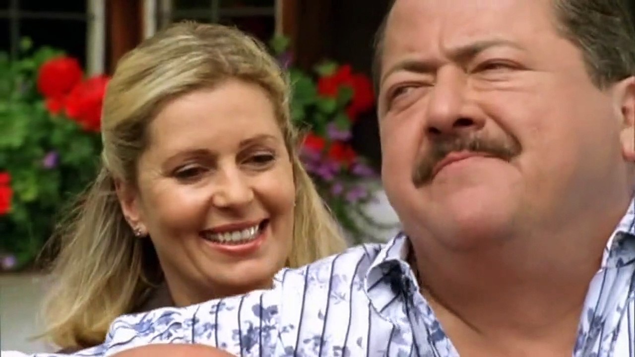 Die rosenheim-cops (186) staffel 10 folge 02 - wer stört, stirbt