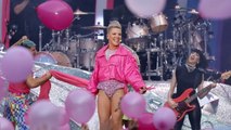 Pink schwärmt bei Konzert für Rammstein - so reagiert das Publikum