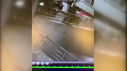 Şişli'de Motosiklet Hırsızlığı Güvenlik Kamerasına Yansıdı