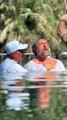 Vídeo: Marcos Mion e família realizam batismo no Rio Jordão