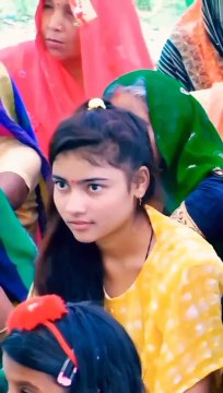 हमरा लागे चली ना उपईया हो most beautiful girl nice beautiful girl प्यारा चेहरा.. cute girl loving.. so beautiful girl..