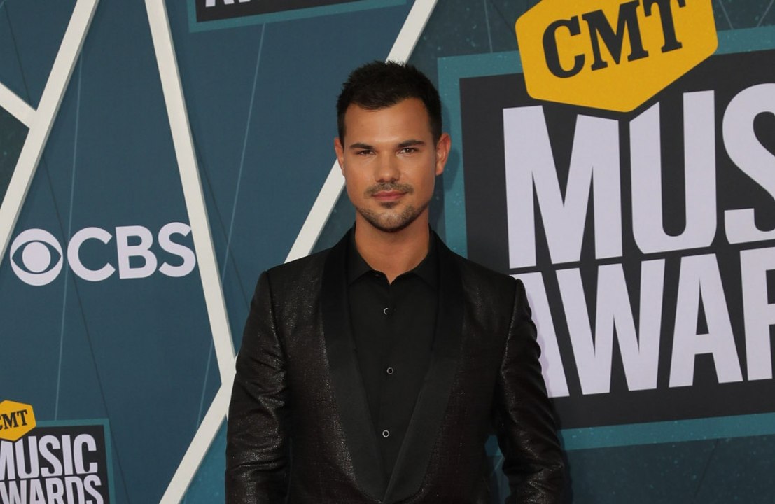 Taylor Swift: Ex Taylor Lautner ist in ihrem Musikvideo