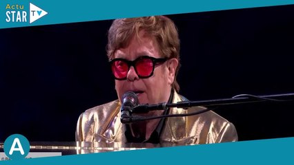 “Jouer pour vous a été ma raison de vivre” : Elton John, vive émotion pour son ultime concert
