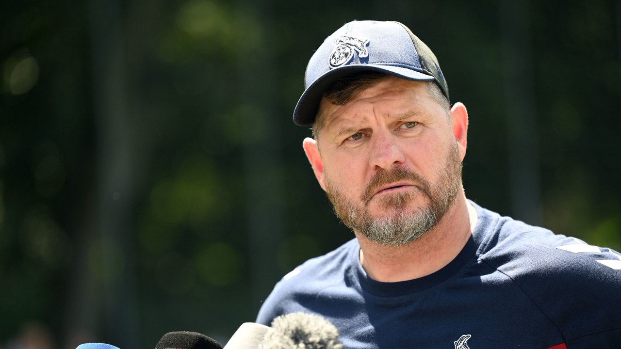 Baumgart sorgt für Lacher - und erklärt Diehls Verbannung