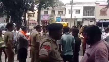 उज्जैन: छात्राओं से छेड़छाड़ से गुस्साये ग्रामीण, कर डाला बड़ा कांड