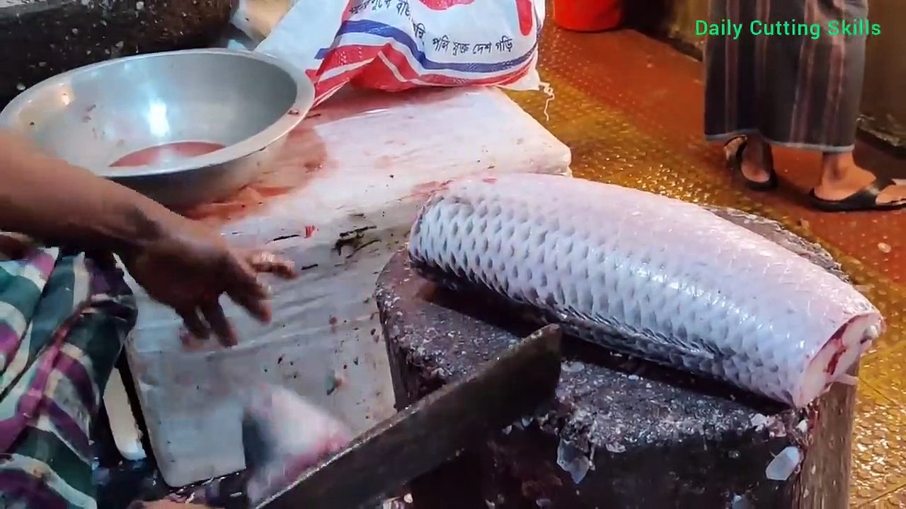 Amazing Cutting Giant Mrigal Fish Cutting & Chopping By Expert Fish_HD