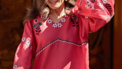 La Reina recibe a los ganadores de las becas universitarias de la FMBBVA