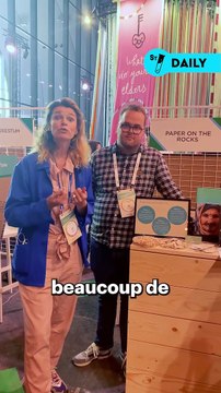 Du papier sans arbres ? Découvre Paper On The Rocks ! Et toi, tu vois d’autres matériaux avec lesquels on pourrait produire du papier ?