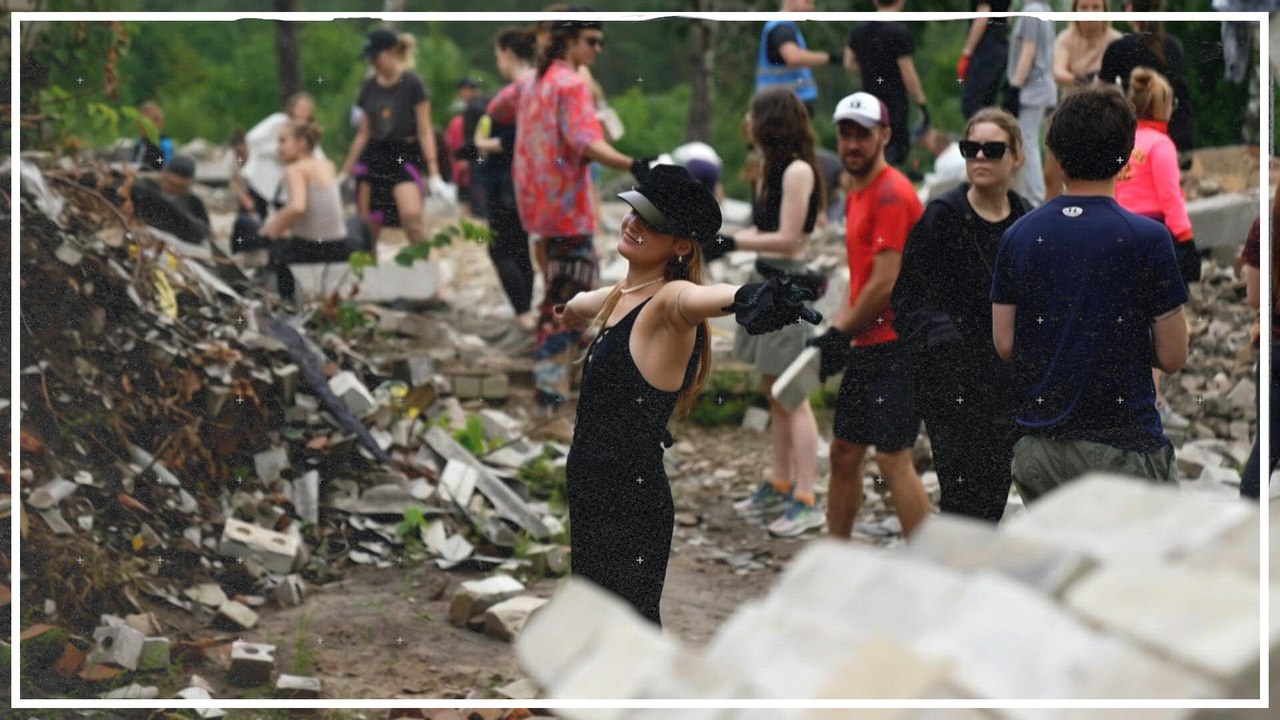 Rave und Wiederaufbau in Einem im ukrainischen Jahidne
