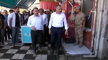 Bakan Yerlikaya, Çaycuma'da sel felaketini inceledi