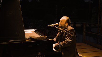 Raphael Gualazzi - Vivido il tramonto (Live version)