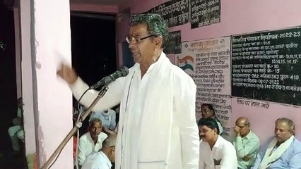 ग्राम चौपाल में सैकड़ों किसानों ने दी चुनाव बहिष्कार की चेतावनी