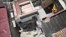 Se derrumba un edificio en Nápoles dejando tres personas atrapadas entre los escombros
