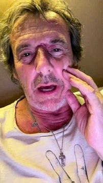 Regardez Jean-Luc Reichmann qui a découvert cette nuit que de très nombreux sites sérieux ont décrit en détails sa maison à Versailles... qui n'existe pas !