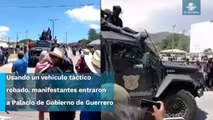 Manifestantes roban un “rino” y lo usan para entrar por la fuerza a palacio de gobierno de Guerrero