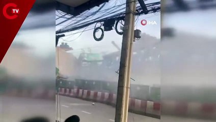 Tayland'da üst yol inşaatı çöktü: 2 ölü, 13 yaralı