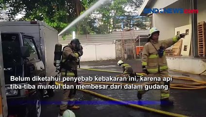 Gudang Penyimpanan Obat di Cawang Ludes Terbakar