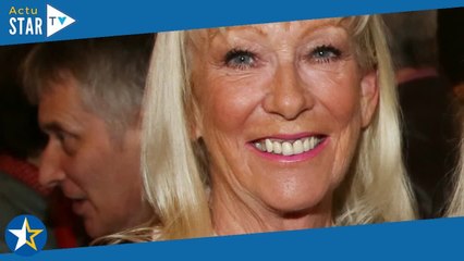 "Des gens qui avaient l'âge de ma fille" : Evelyne Leclercq (Tournez manège), 71 ans, franche sur se