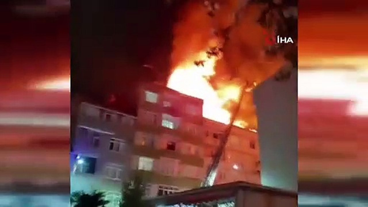 Incendie effrayant à Esenler： L'explosion au moment de l'incendie est sur la caméra du téléphone portable