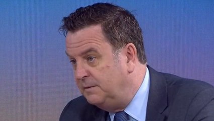 Ministers advise MPs not to use parliamentary privilege to name BBC presenter