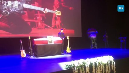 Özkan Uğur'a veda, AKM'de cenaze töreni düzenlendi