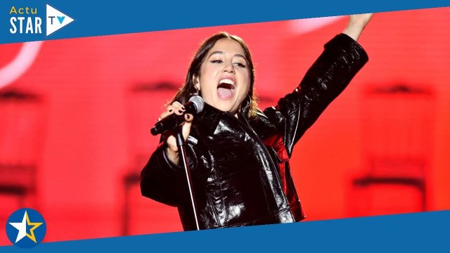 Izia Higelin bientôt en prison ? L'énorme peine que risque la chanteuse après ses propos sur Emmanue