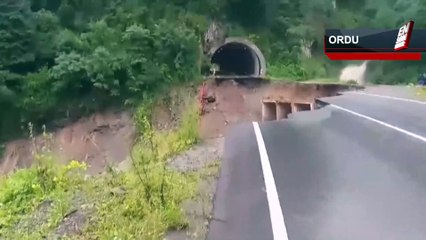 Ordu’da tünel çıkışında heyelan sonucu yol çöktü