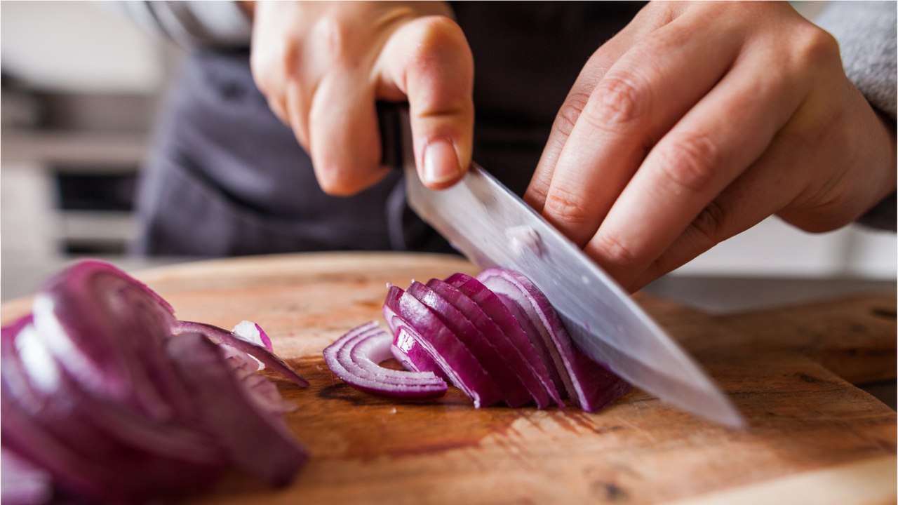 Tipps: So klappt das Zwiebelschneiden ohne Tränen
