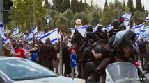 Proteste in Israele dopo il primo ok alla legge anti-giudici