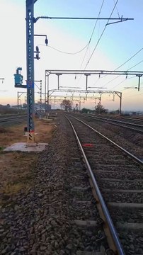 160-Kmph-Vandebharat-Express-thrashing-Station-Fastest-Train-of-India-_vandebharat-_viral720P_HD