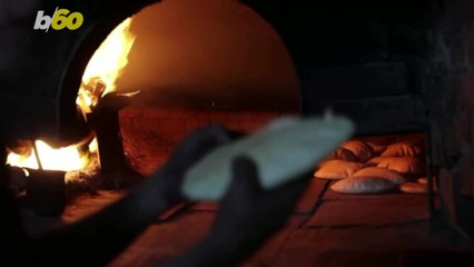 This Baker in the Gaza Strip Is Sharing His Oven