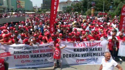 DİSK'e bağlı Genel İş Sendikası üyesi işçiler iş bıraktı