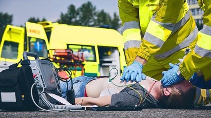 90' Enquêtes - Un été chaud sur la côte d'Azur