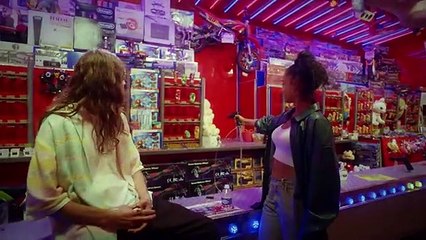 Lujipeka - Poupée Russe 🎶 | Découvrez le Clip et l'Analyse