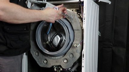 Comment changer le joint de hublot de mon lave-linge ?