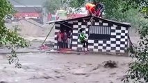 De fortes pluies ont provoqué des glissements de terrain et des inondations en Inde